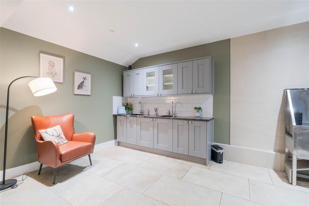 Additional image 13 of 1 bed flat for sale5 Rock Mill Holiday Apartments, The Dale, Stoney Middleton, Hope Valley S32