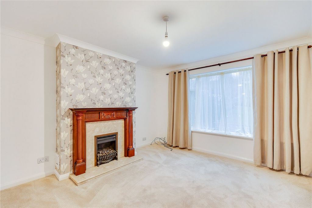 Additional image 8 of 3 bed semi-detached house for saleOrmonde Close, Penylan, Cardiff CF23