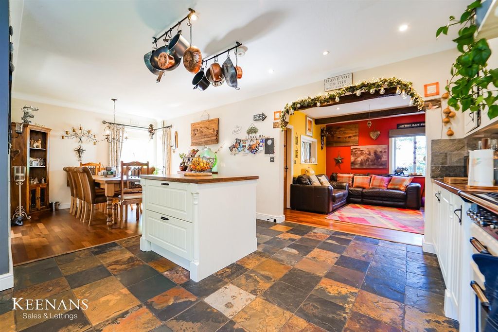 Additional image 6 of 5 bed detached house for saleManchester Road, Barnoldswick BB18