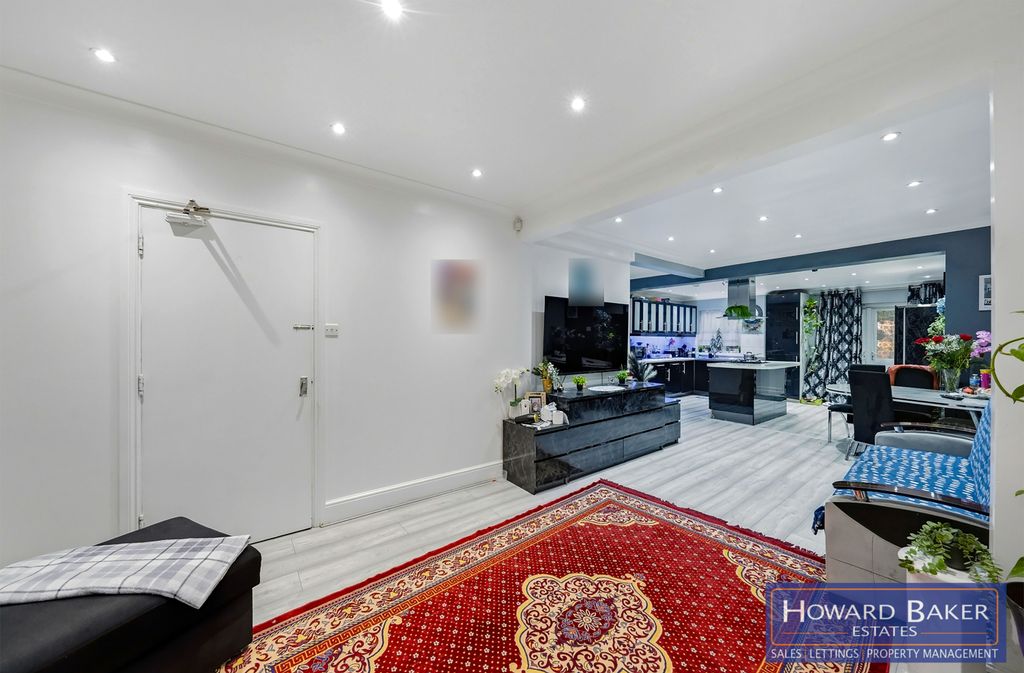 Additional image 2 of 5 bed semi-detached house for saleWoodfield Avenue, Colindale NW9