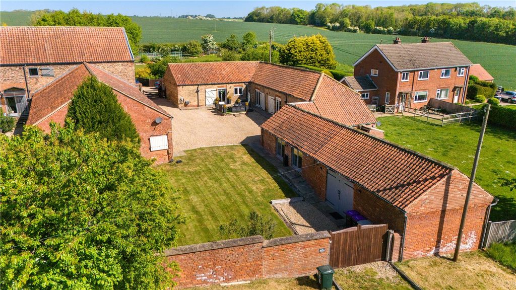 Additional image 9 of 5 bed bungalow for saleLincoln Road, Welton Le Wold, Louth, Lincolnshire LN11