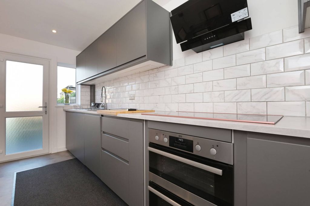 Additional image 10 of 3 bed terraced house for saleStewart Gardens, Currie, Edinburgh EH14