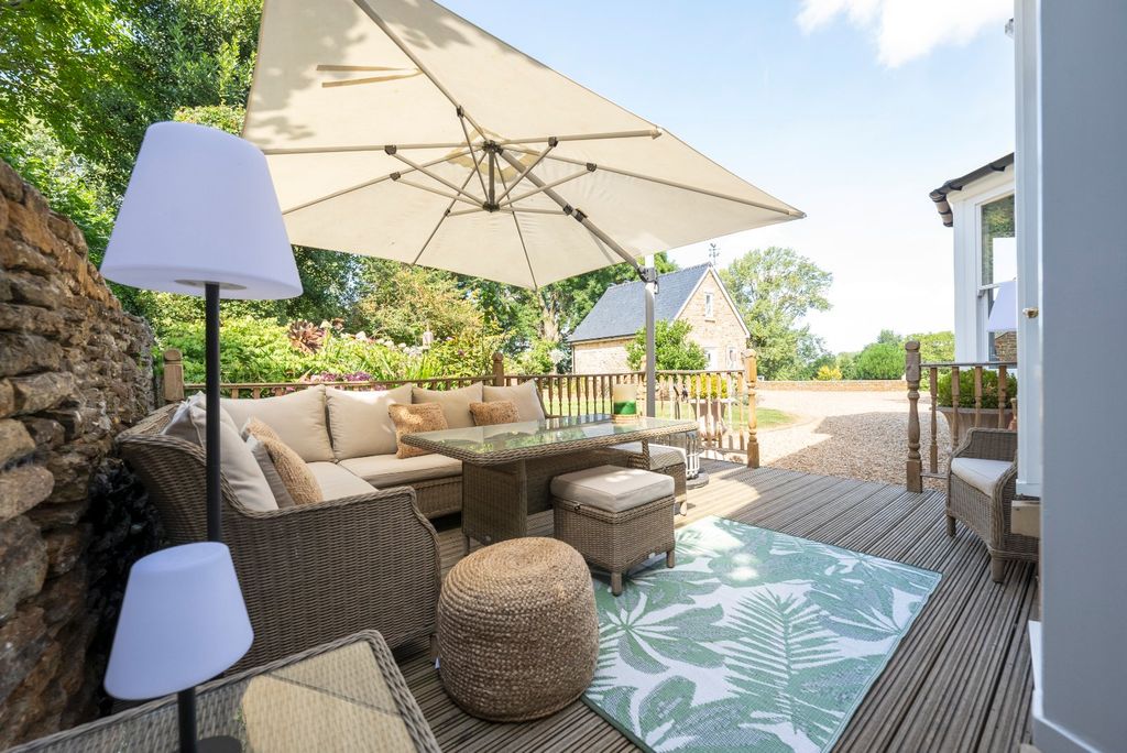 Additional image 19 of 4 bed detached house for saleOverthorpe, Banbury, Oxfordshire OX17