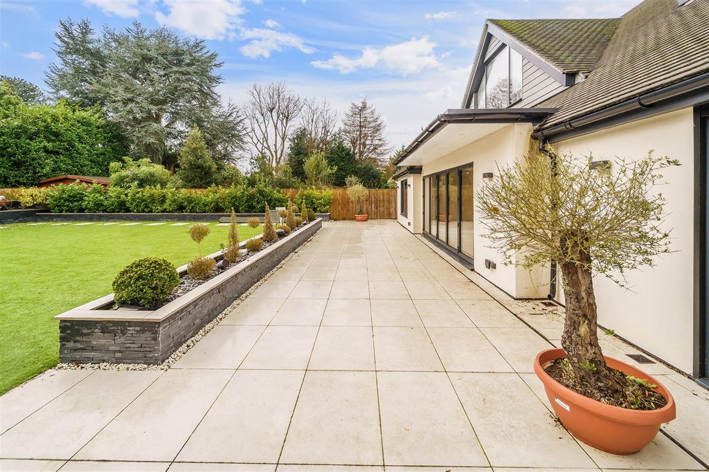Additional image 35 of 5 bed detached house for saleWoodmansterne Lane, Banstead SM7