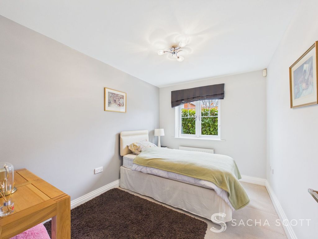 2 bed flat for saleMagnolia Drive, Chipstead House SM7 photo 3