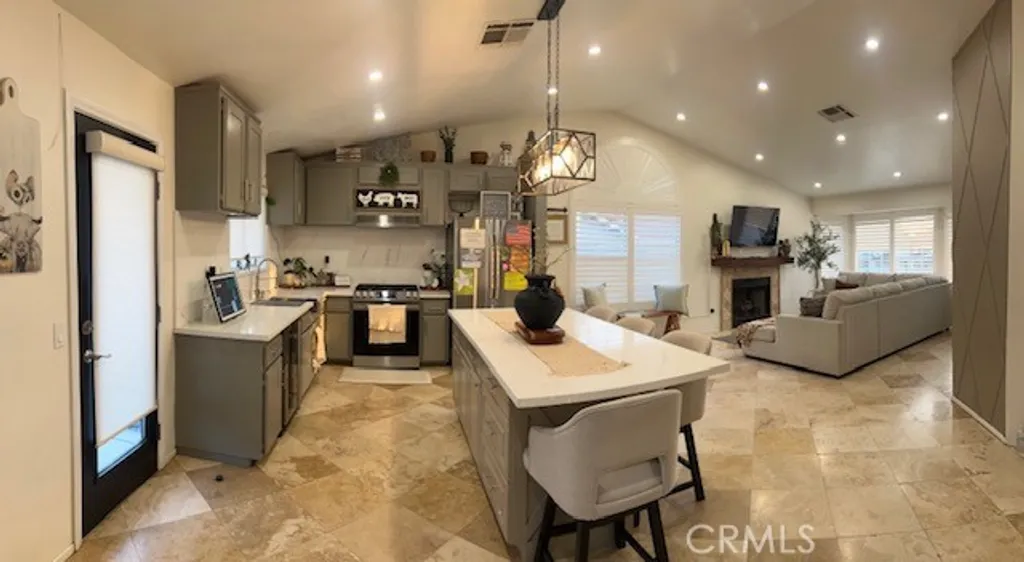 Additional image 14 of 9765 Venus Lane, Fontana, CA 92335