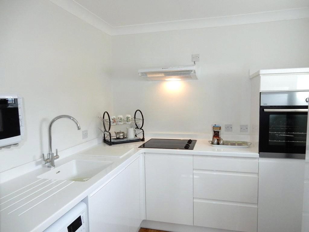 Additional image 4 of 1 bed flat for saleElmhurst Court, Woodbridge IP12