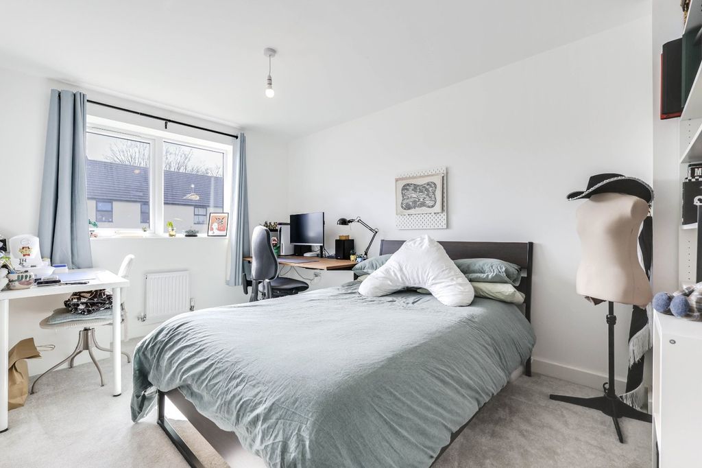 Additional image 10 of 3 bed end terrace house for salePark Meadow Lane, Farnley, Leeds, West Yorkshire LS12