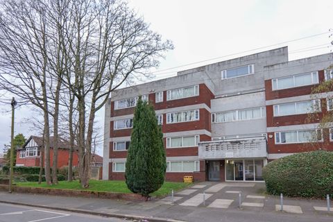 Holland Road, Manchester M8