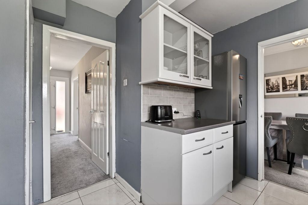 Additional image 11 of 3 bed semi-detached house for saleWeaver Crescent, Airdrie ML6