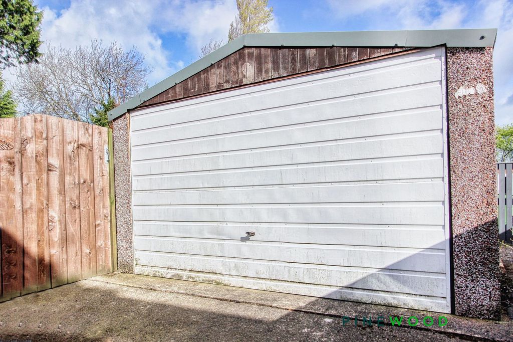 Additional image 2 of 3 bed semi-detached house for saleGloucester Road, Newbold, Chesterfield, Derbyshire S41
