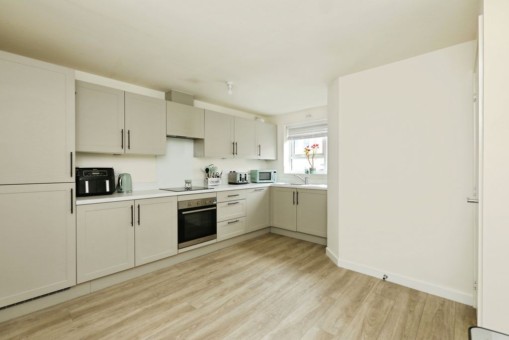 Additional image 3 of 3 bed semi-detached house for saleSandpiper Drive, Doncaster DN4