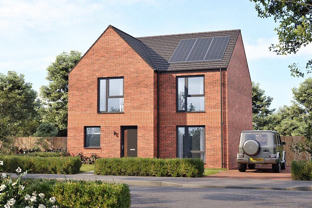 4 bed detached house for saleWalsingham Drive, Runcorn, Cheshire WA7