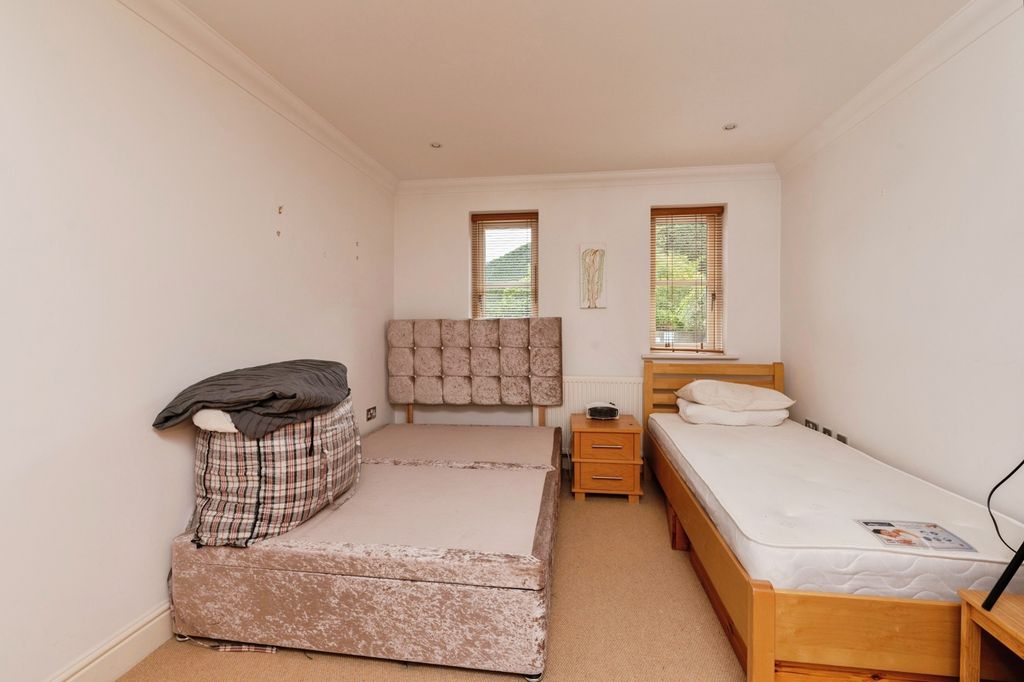 Additional image 15 of 3 bed flat for saleAlexander Mews, High Street, Billericay, Essex CM12