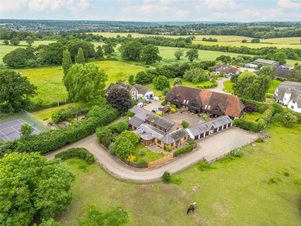 Additional image 35 of 4 bed semi-detached house for saleDairy Way, Abbots Langley WD5