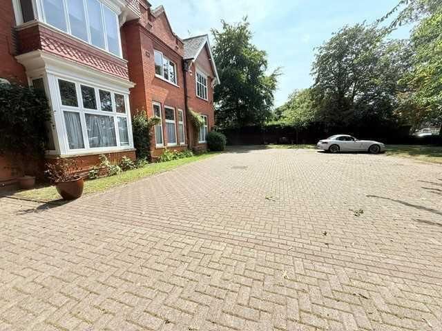 Additional image 14 of 2 bed flat for saleFlat 6, 51 Bargate, Grimsby DN34