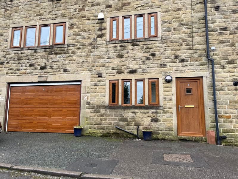 2 bed flat for saleBarkwell Lane, Mossley OL5