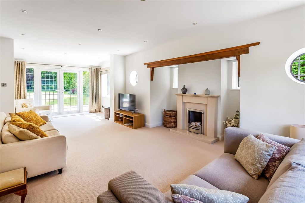 Additional image 3 of 4 bed detached house for saleCrampshaw Lane, Ashtead KT21