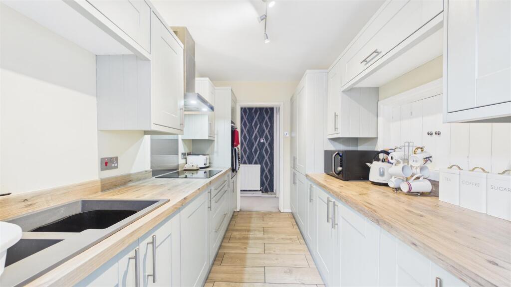 Additional image 13 of Foxlea Road, Halesowen