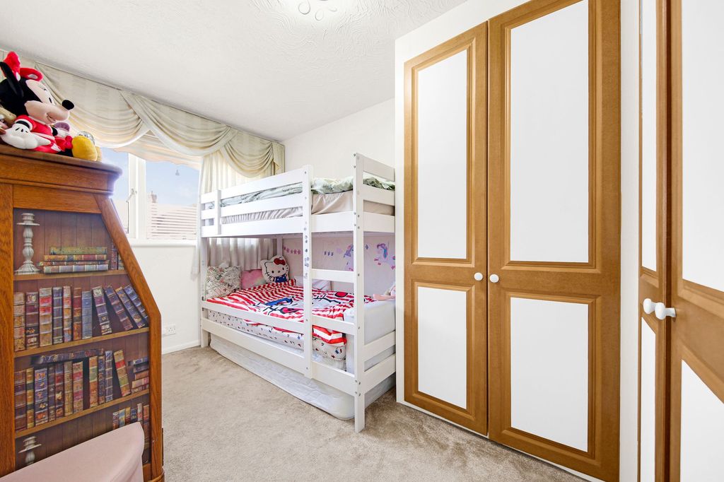 Additional image 19 of 3 bed semi-detached house for saleWaterside Close, Barking IG11