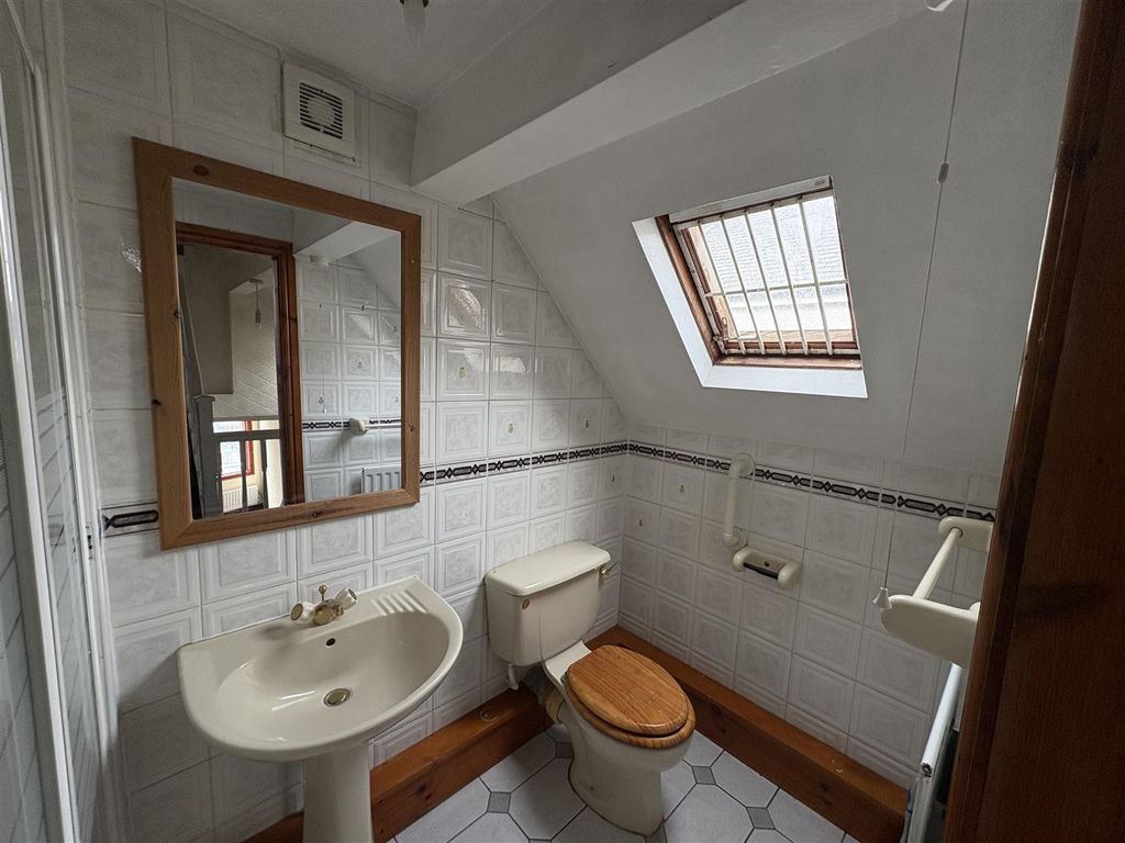 Additional image 14 of 2 bed flat for saleGreenfield Road, Colwyn Bay LL29