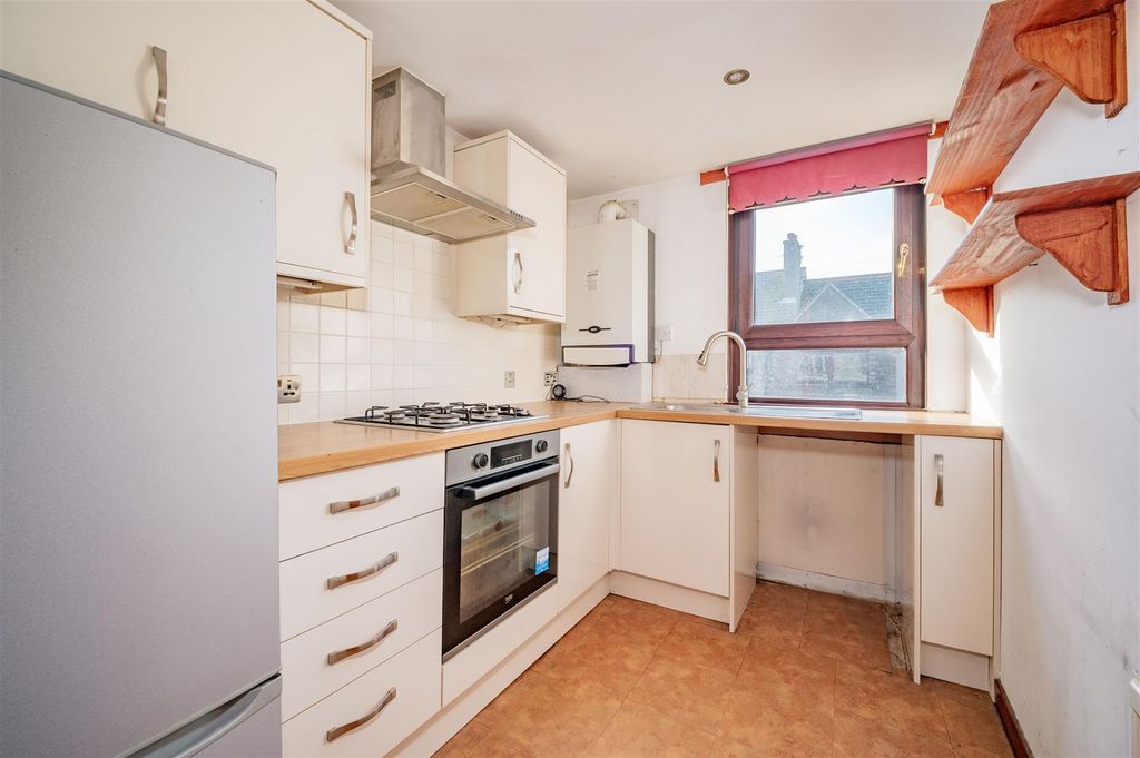 Additional image 4 of 1 bed flat for saleRoberts Street, Forfar DD8