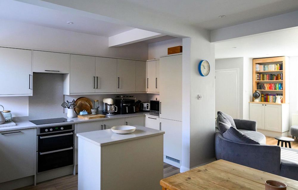 Additional image 6 of 2 bed flat for saleQueen Street, Emsworth PO10