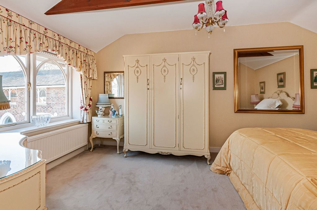 Additional image 16 of 3 bed town house for salePasture House Mews, Beverley HU17