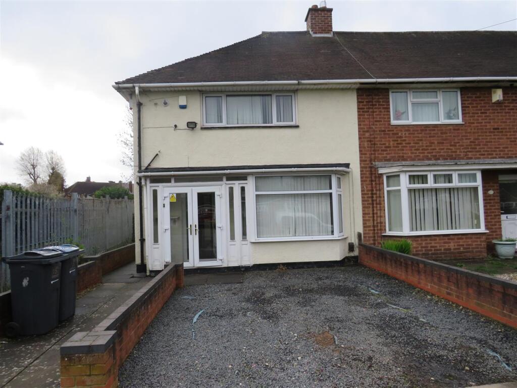 Longmeadow Crescent, Shard End.