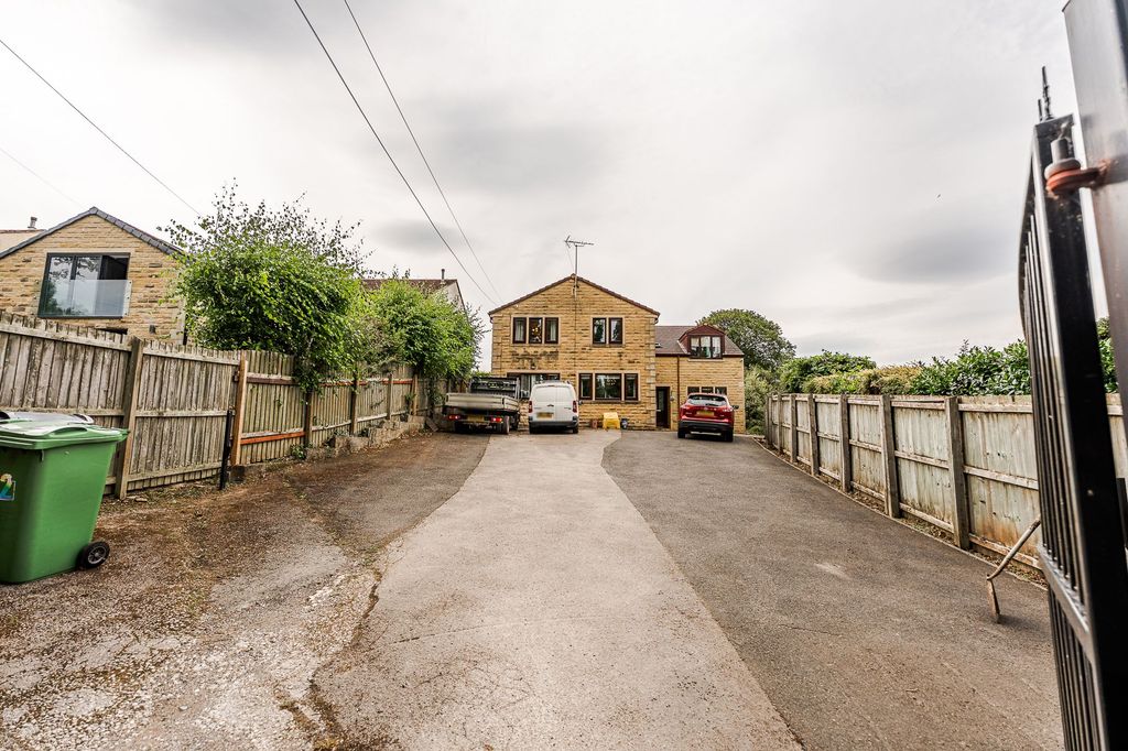 Additional image 40 of 6 bed detached house for saleLea Road, Batley WF17
