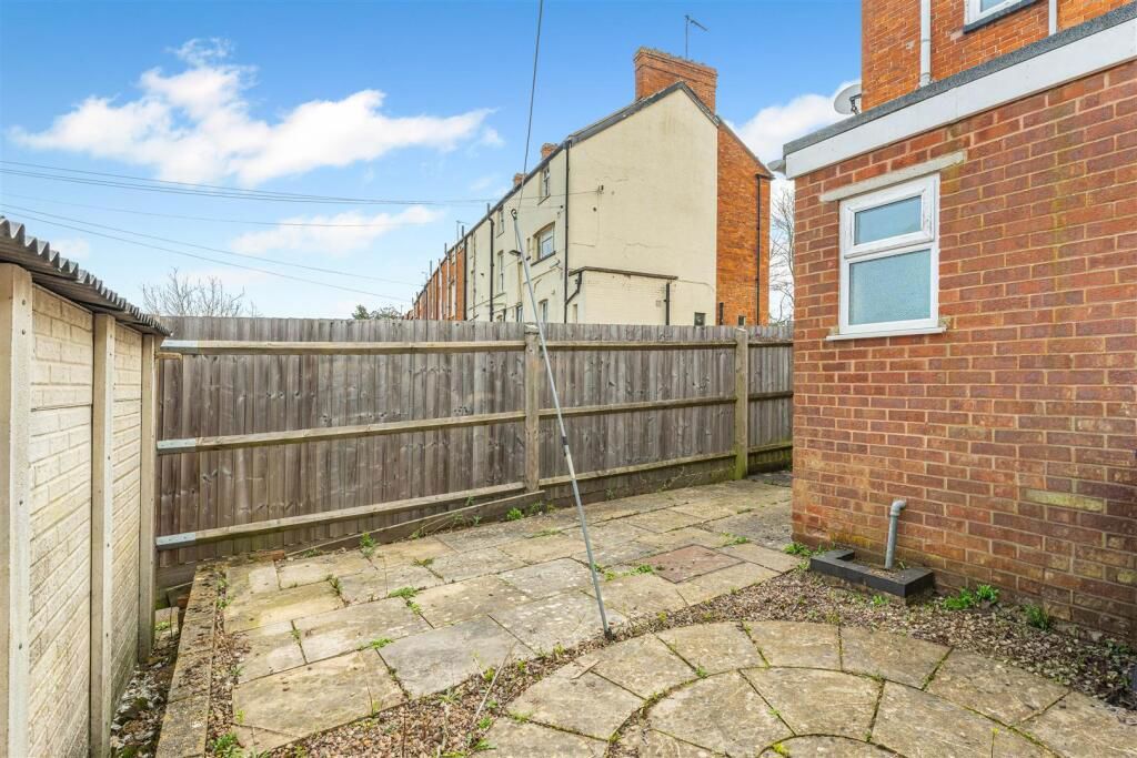 Additional image 13 of 4 bed flat for saleBroughton Road, Banbury OX16