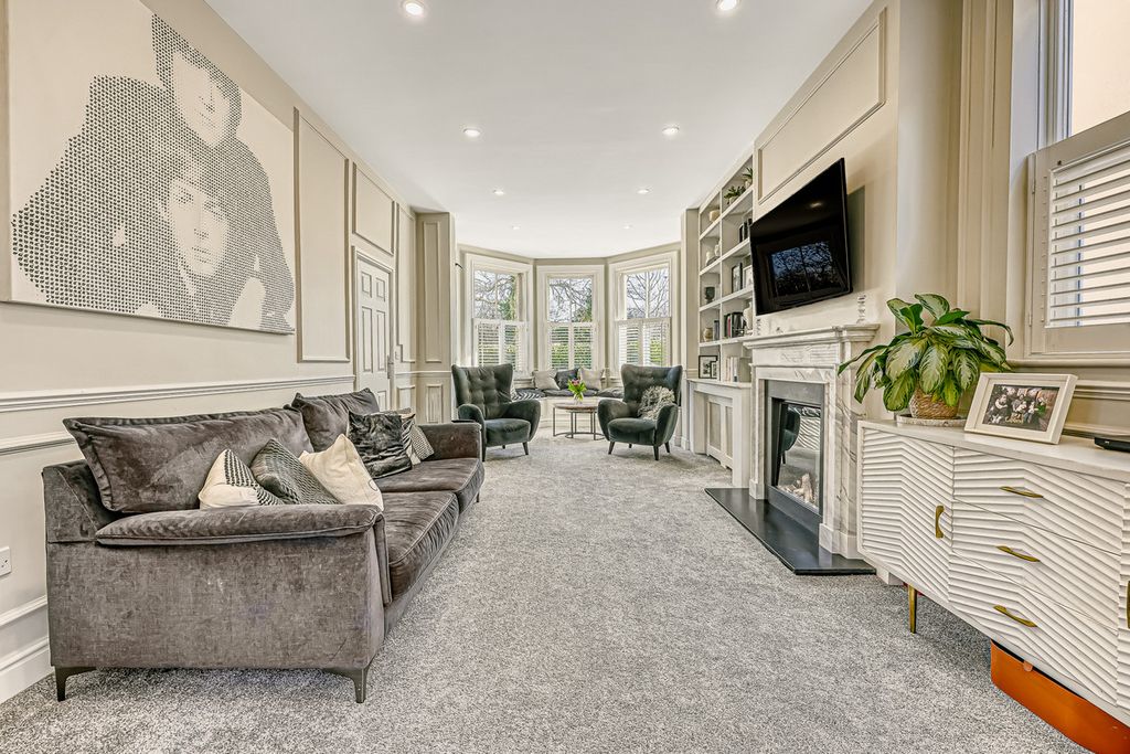 Additional image 11 of 5 bed detached house for saleRayleigh Road, Benfleet SS7