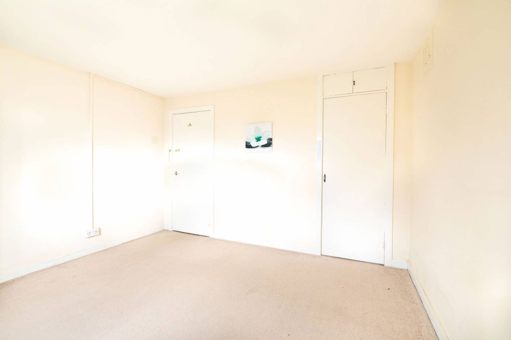 Additional image 6 of 2 bed flat for saleClifton Road, Lossiemouth, Moray IV31