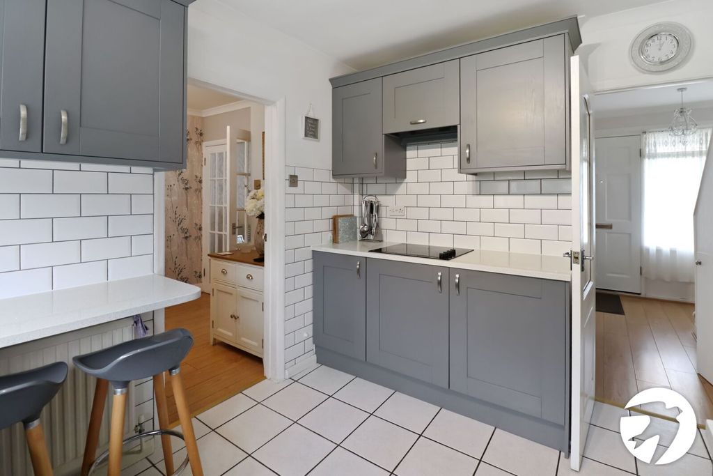 Additional image 11 of 3 bed semi-detached house for saleErith Road, Belvedere DA17