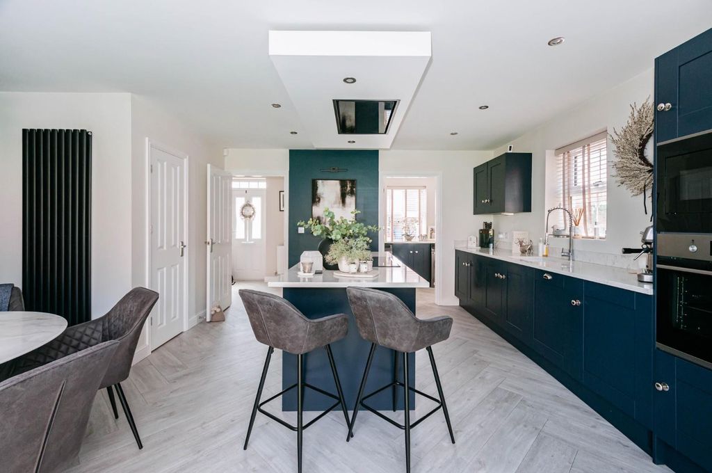 Additional image 10 of 4 bed property for saleWinter Place, Beverley HU17