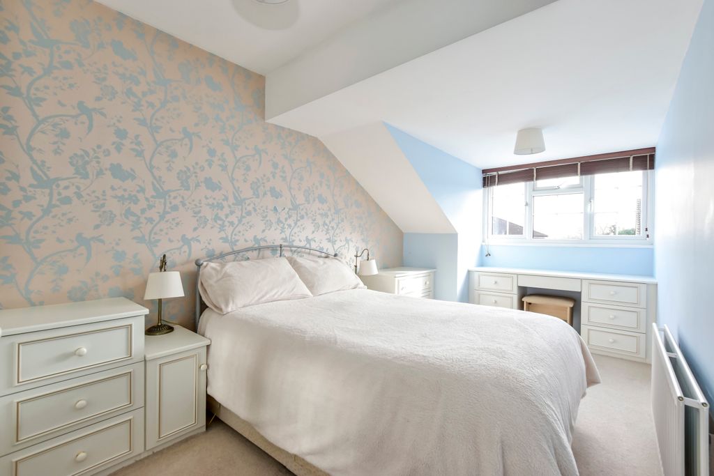 Additional image 11 of 4 bed semi-detached house for saleMargaret Close, Abbots Langley WD5