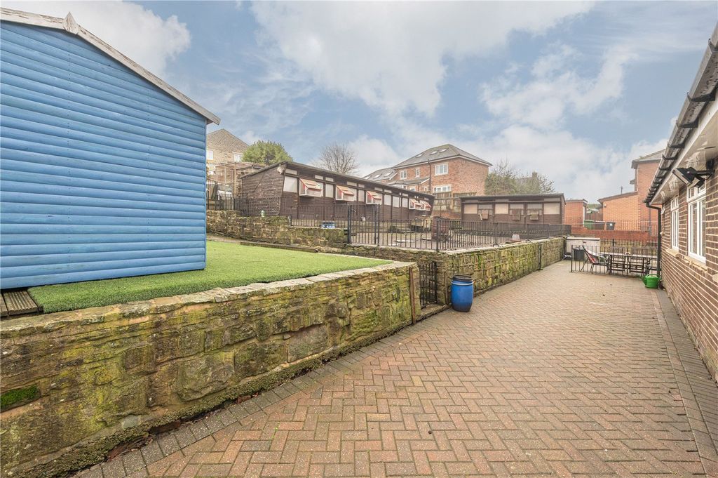 Additional image 9 of 3 bed bungalow for saleWhite Lee Road, Batley, West Yorkshire WF17