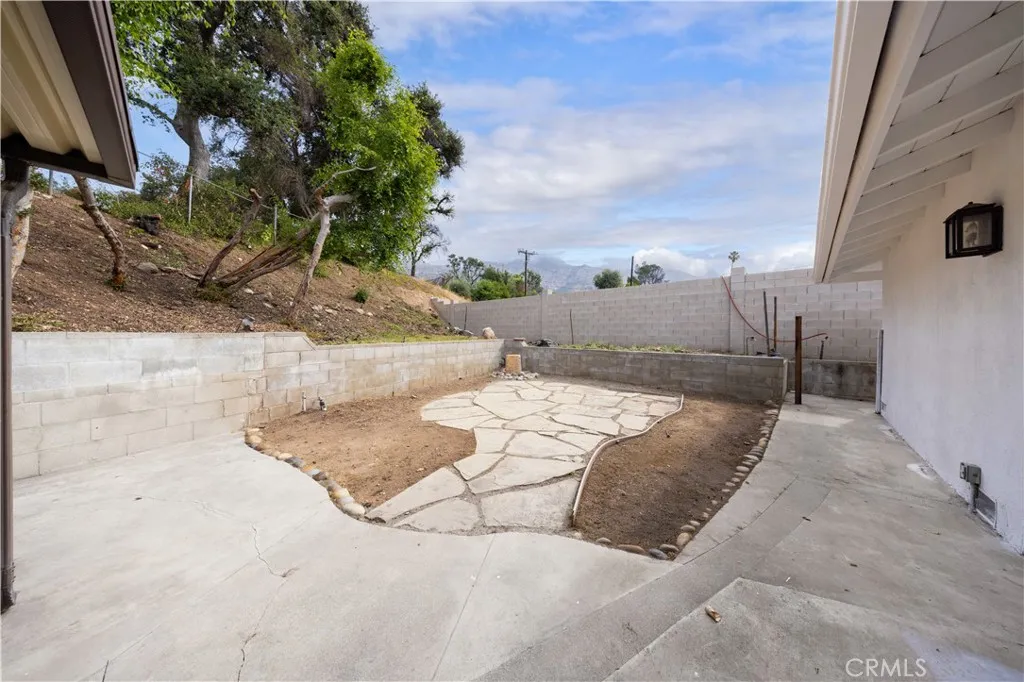 Additional image 20 of 237 W Loma Alta Dr, Altadena, CA 91001