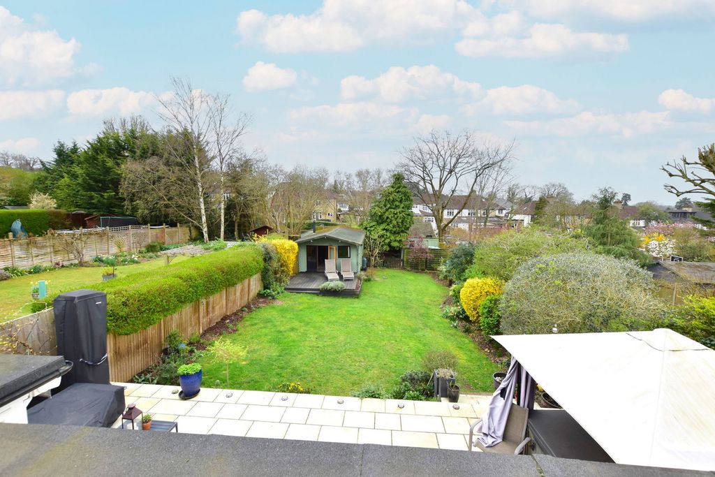 Additional image 20 of 4 bed semi-detached house for saleGallows Hill Lane, Abbots Langley WD5