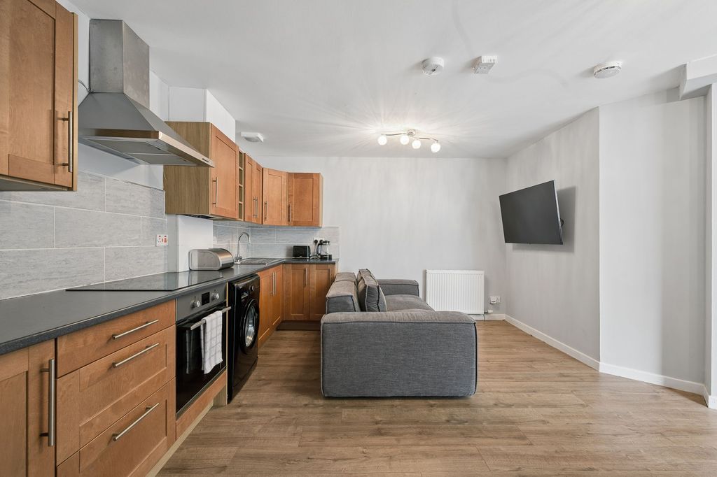 Additional image 3 of 1 bed flat for saleMid Street, Bathgate EH48