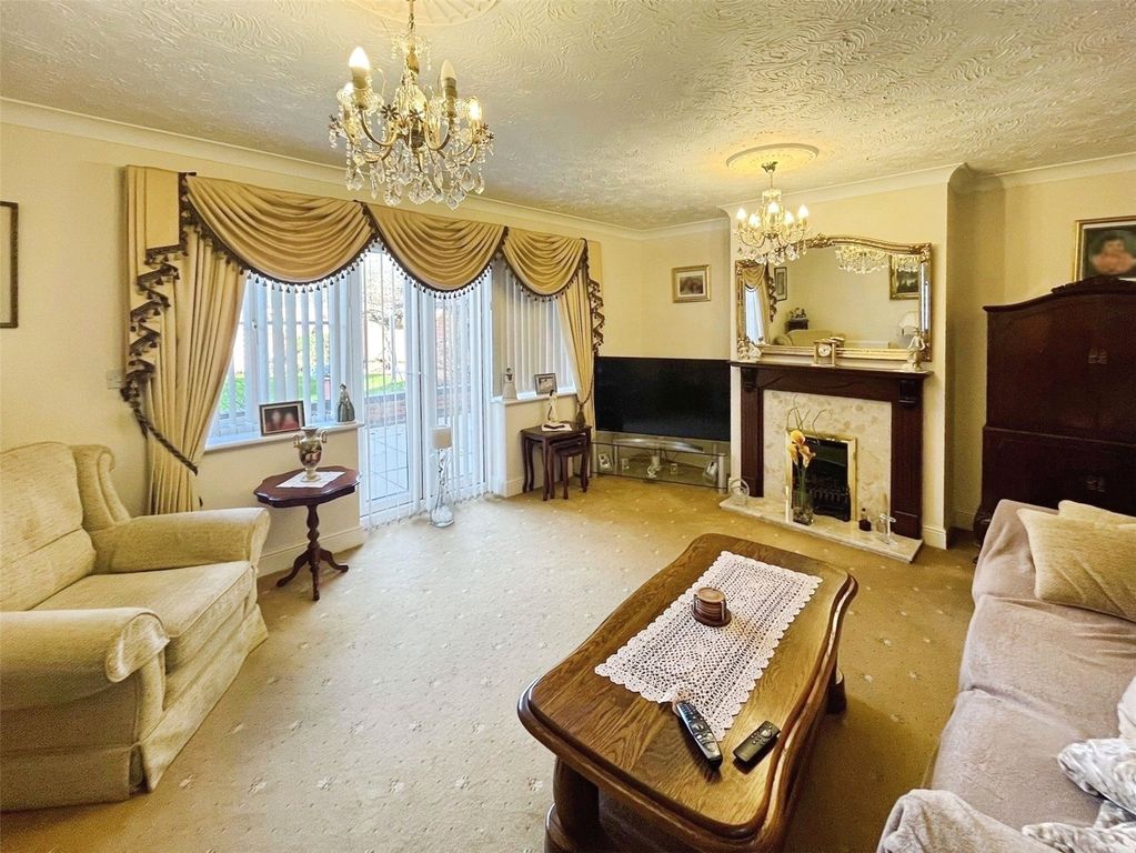 Additional image 3 of 4 bed detached house for saleColumbine Way, Bedworth, Warwickshire CV12