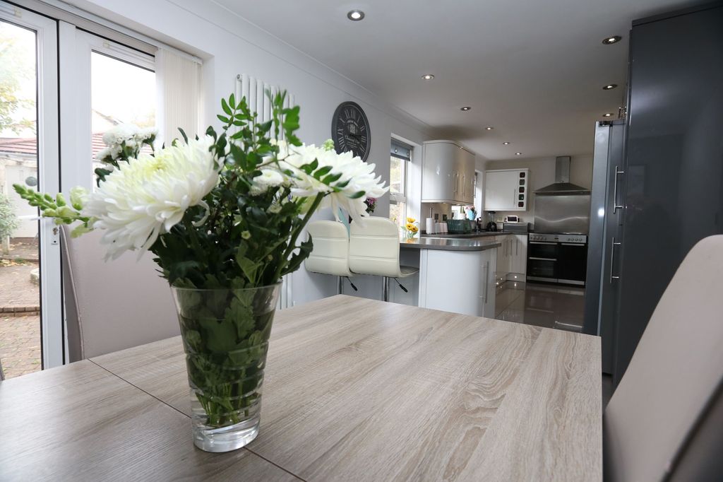 Additional image 12 of 4 bed detached house for saleDannog Y Coed, (Pencoedtre), Barry CF63