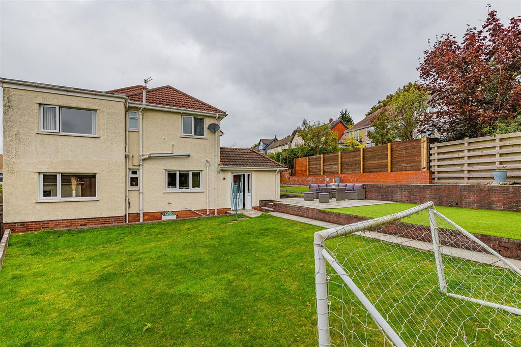 Additional image 23 of 4 bed semi-detached house for saleBorrowdale Close, Penylan, Cardiff CF23