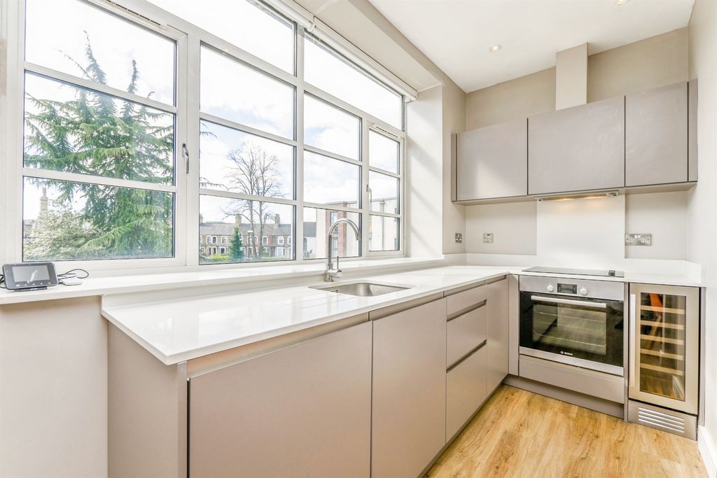 Additional image 7 of 1 bed flat for saleRomilly Crescent, Cardiff CF11