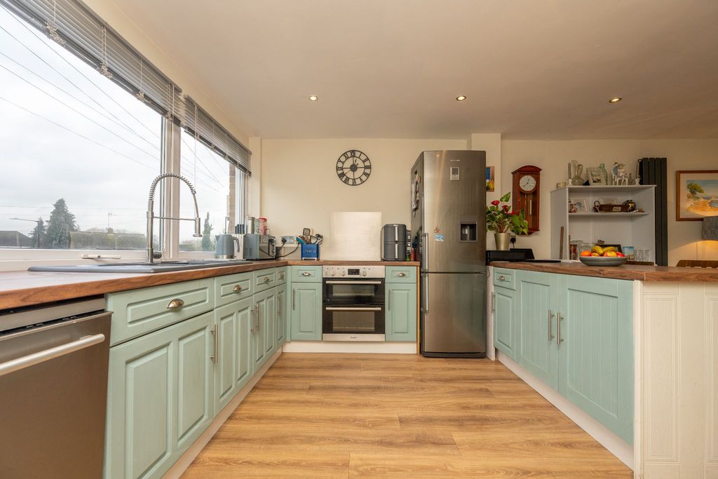 Additional image 8 of 3 bed terraced house for saleHenley Street, Alcester B49