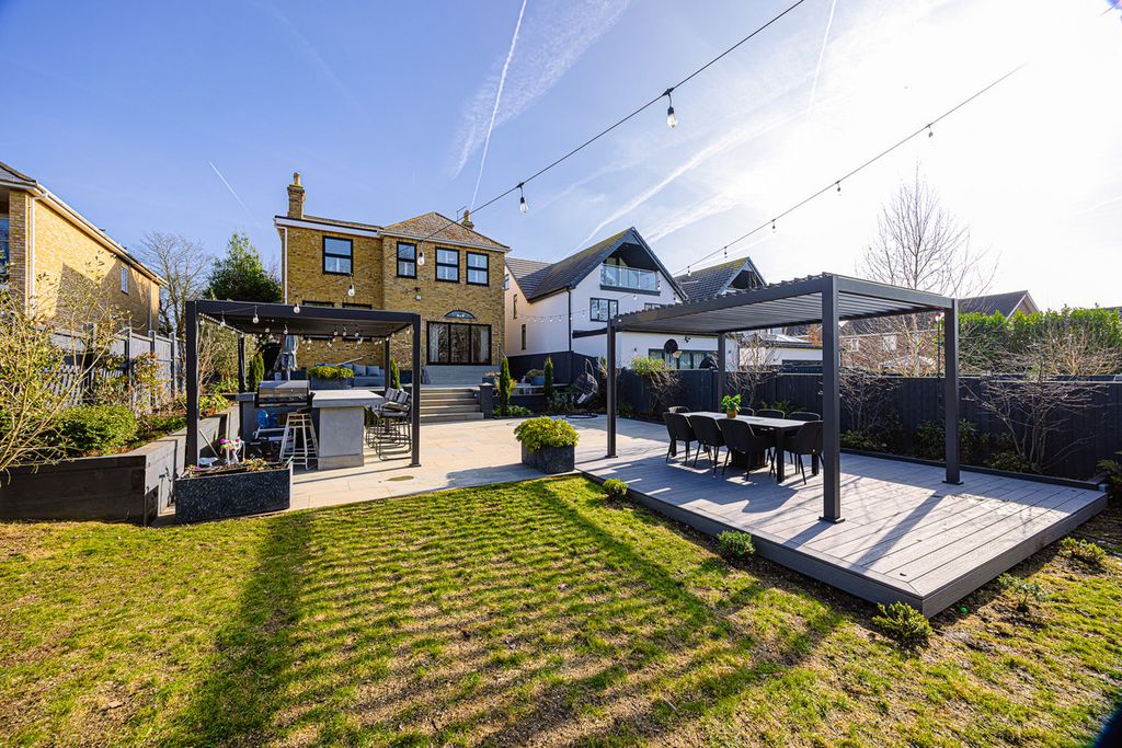 Additional image 36 of 5 bed detached house for saleRayleigh Road, Benfleet SS7