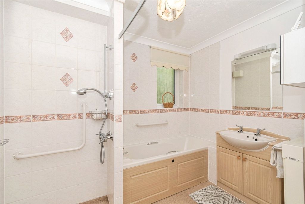 Additional image 7 of 1 bed flat for saleAire Valley Court, Bingley BD16