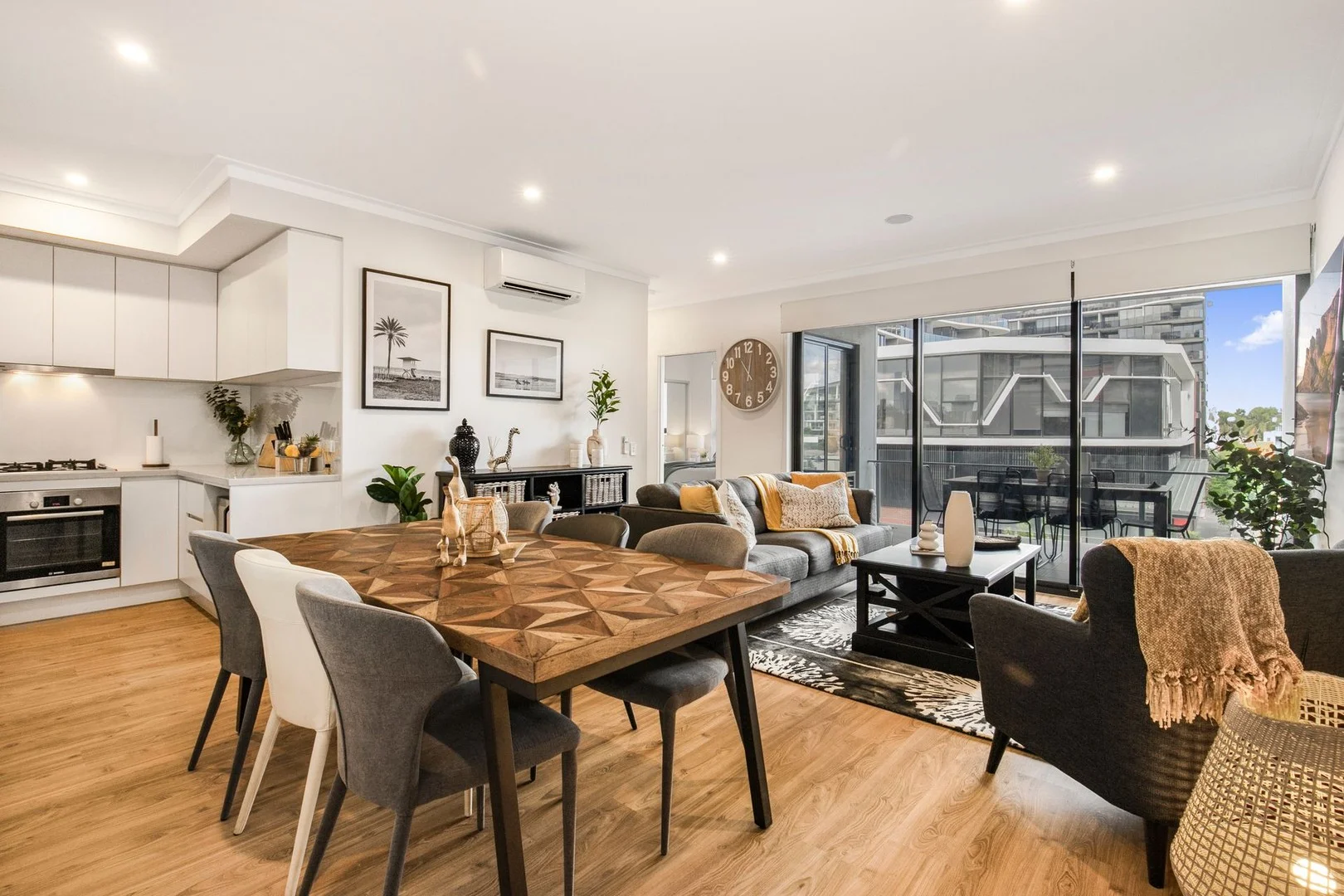 1208/35 Tondara Ln, West End QLD 4101