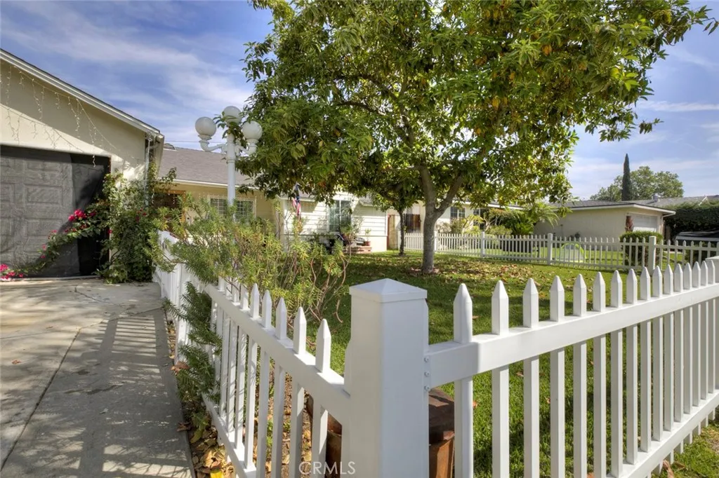 Additional image 8 of 1029 E Galatea St, Azusa, CA 91702