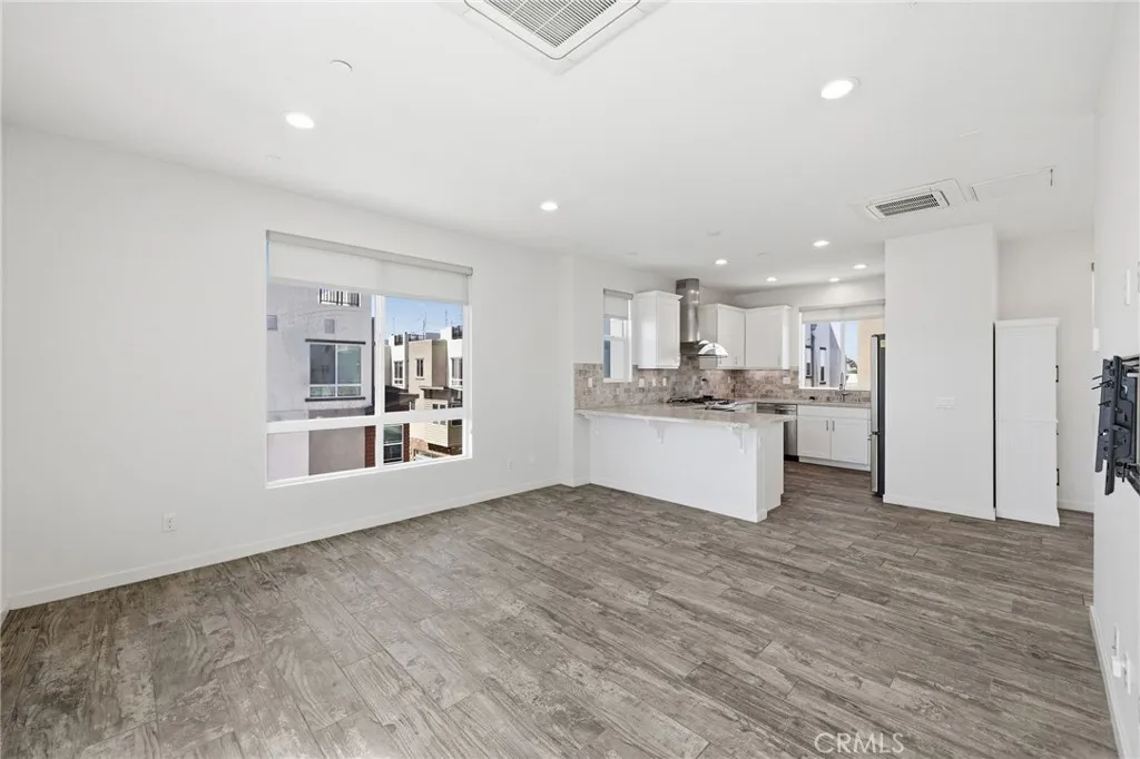 Additional image 20 of 783 Wonder Lane, Costa Mesa, CA 92627